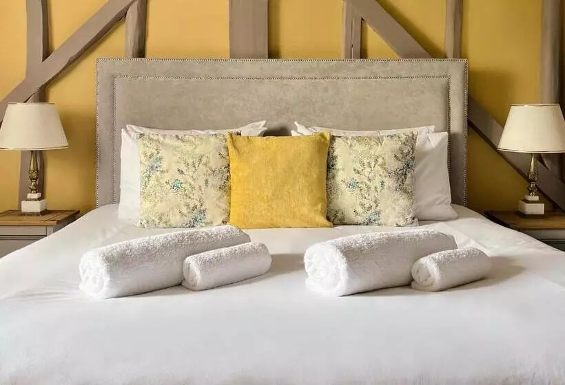 هاستل Black Buoy Inn