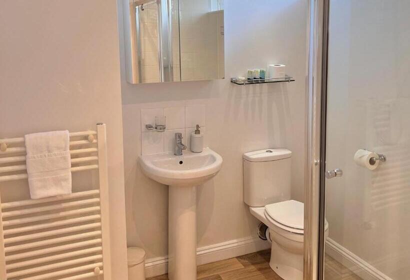 هاستل Black Buoy Inn