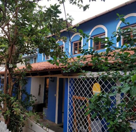 הוסטל The White Balcao