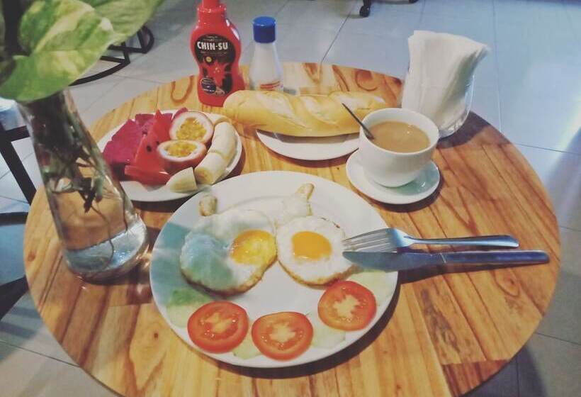 تختخواب و صبحانه Hue Melody Hostel