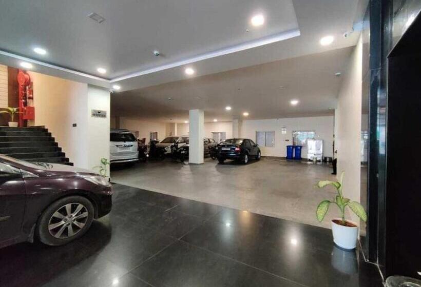 Collection O Hotel Royal Benza