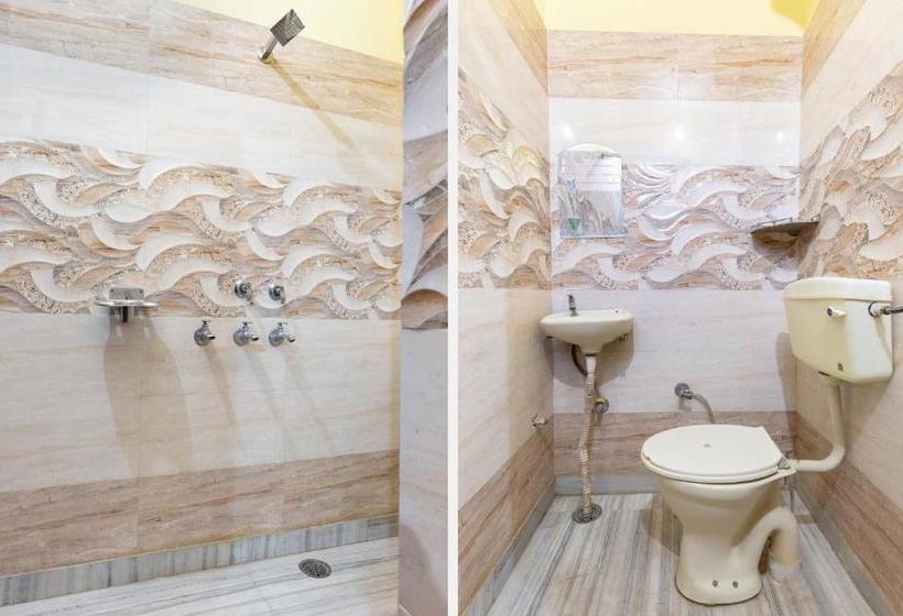 酒店 Spot On 40643 Sweet Lodge