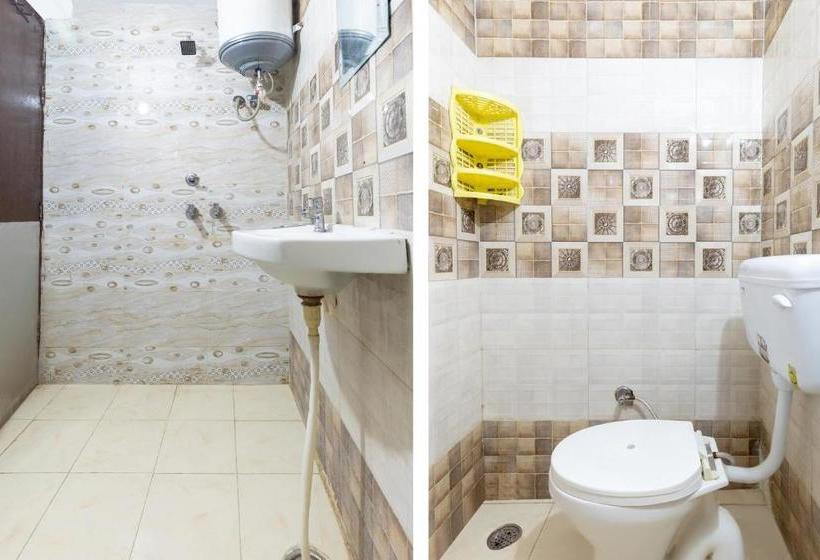 酒店 Spot On 40643 Sweet Lodge