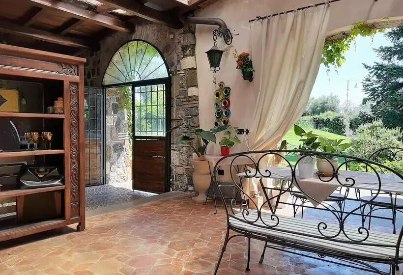 Aamiaismajoitus (B&B) Resort Villa Domus Petra