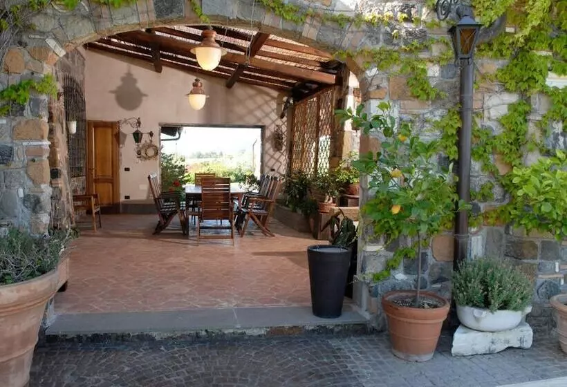 Aamiaismajoitus (B&B) Resort Villa Domus Petra