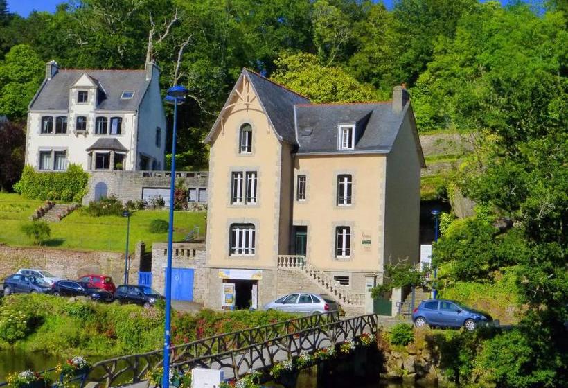 بنسيون La Passerelle De Pont Aven