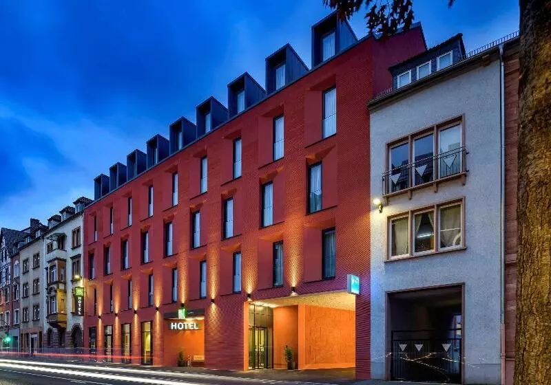 ホテル Ibis Styles Aschaffenburg