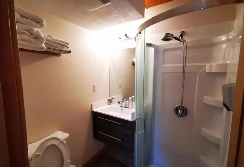 Aamiaismajoitus (B&B) Riverfront Estate Bed&breakfast Banff