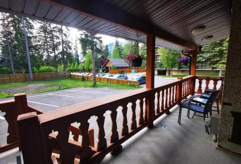 Aamiaismajoitus (B&B) Riverfront Estate Bed&breakfast Banff