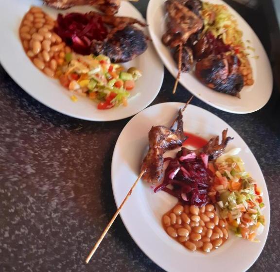 Riverside Guesthouse B & B