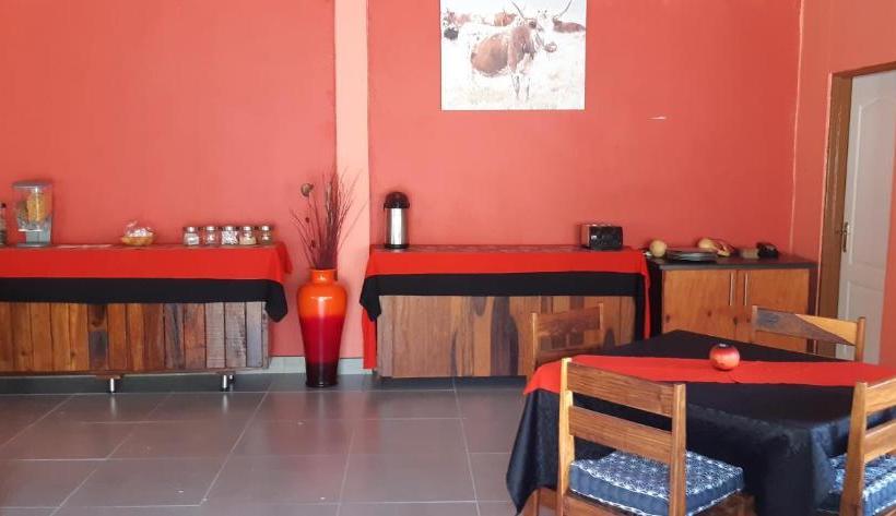 Riverside Guesthouse B & B