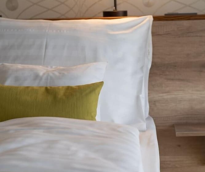 בית מלון כפרי Kristály Konferencia & Wellness