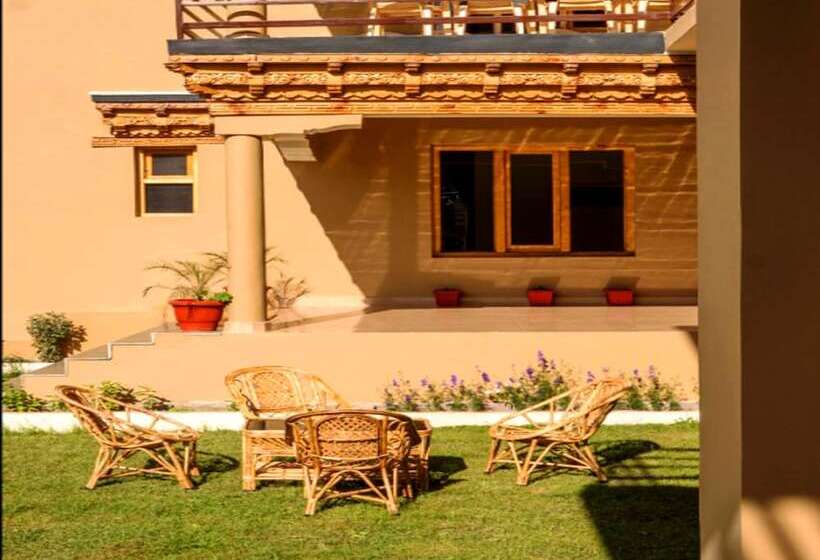 בית מלון כפרי Tih Welkin High