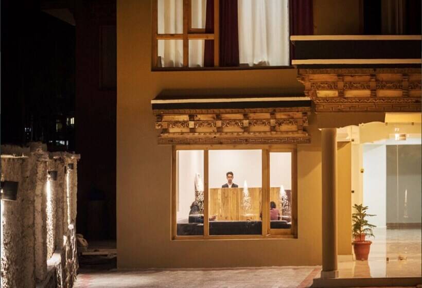 בית מלון כפרי Tih Welkin High