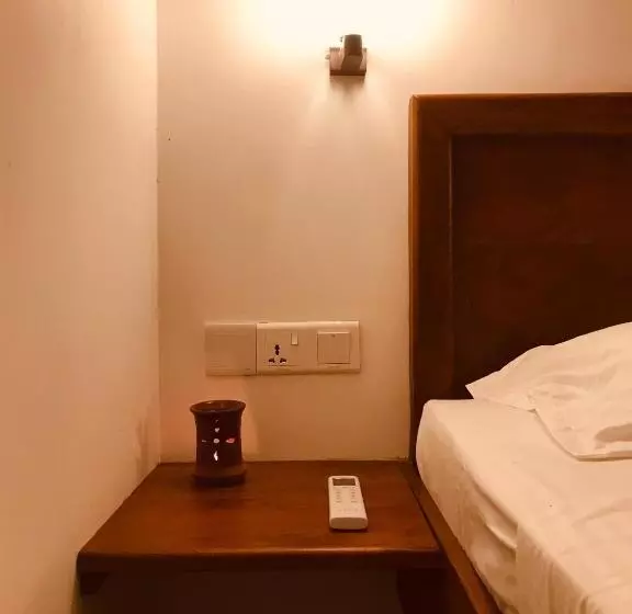 پانسیون The Loft