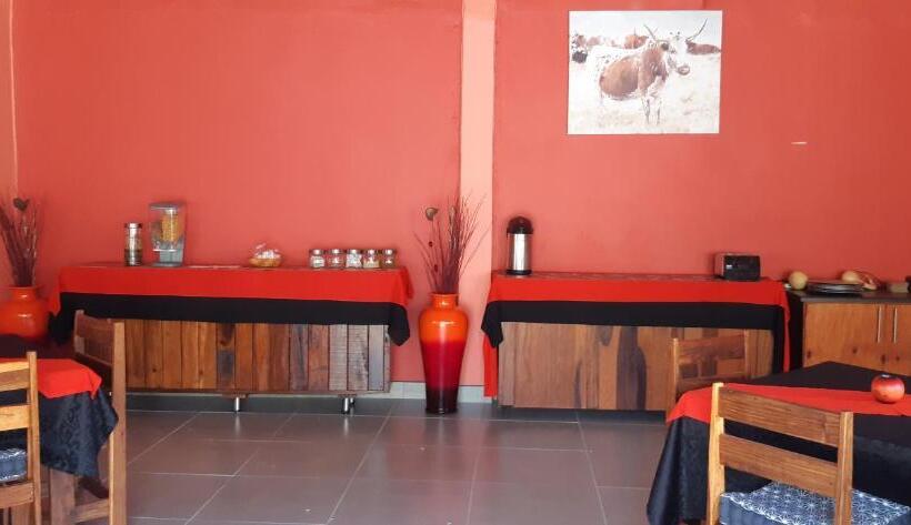 Riverside Guesthouse B & B