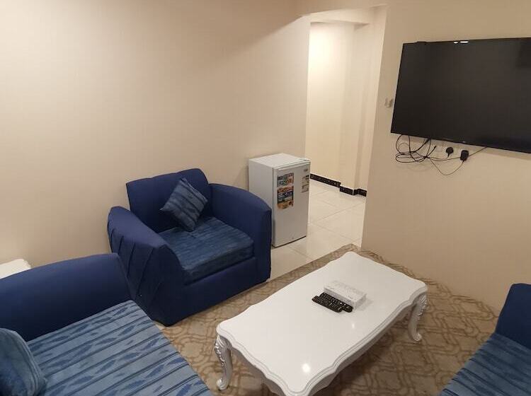 Private Luxury Apartments   Al Khozama