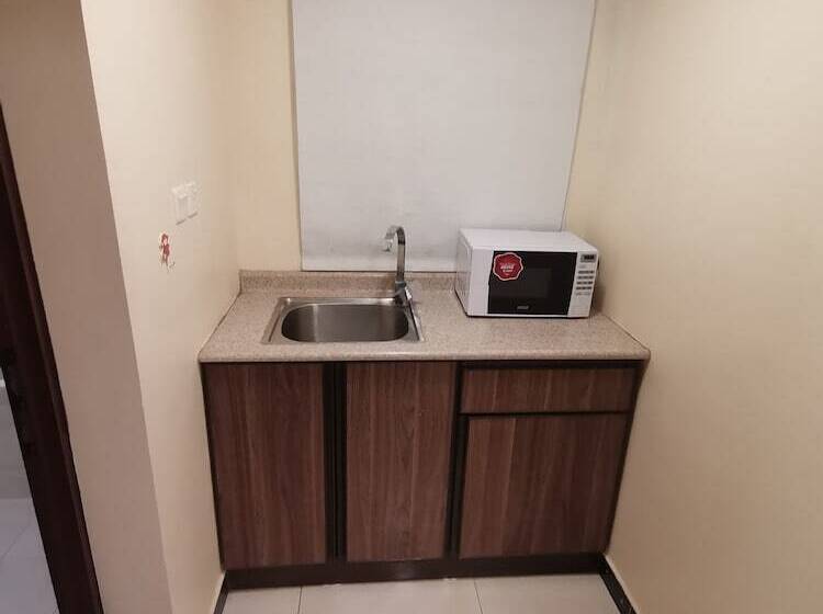 Private Luxury Apartments   Al Khozama