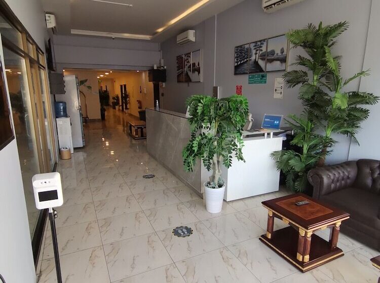 Private Luxury Apartments   Al Khozama