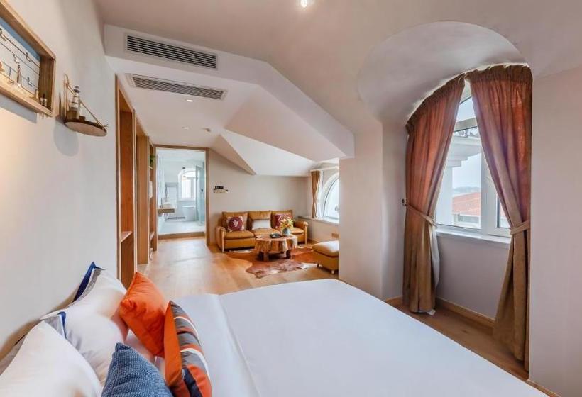 Floral Hotel · Jing Hai Man Ju Qingdao