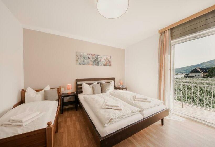 פנסיון Donauschlössel