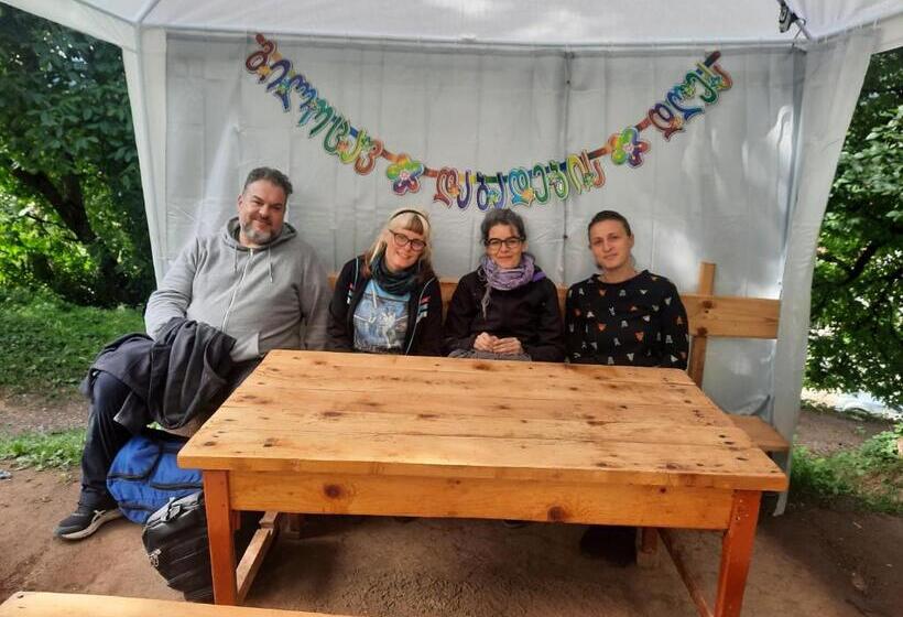 پانسیون Lerimari