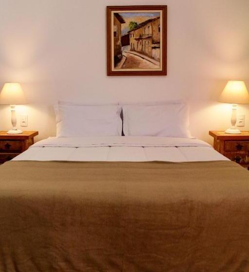 پانسیون Pousada Berço Mineiro