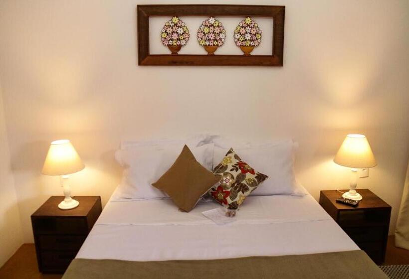 پانسیون Pousada Berço Mineiro