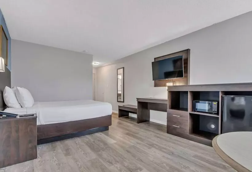 Отель Baymont By Wyndham North Myrtle Beach