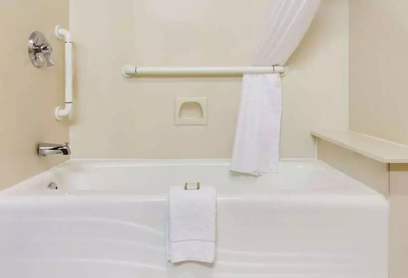 호텔 Baymont By Wyndham Oklahoma City Airport