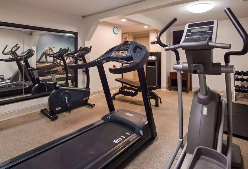 Отель Best Western Plus Coastline Inn