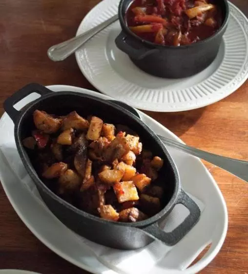 酒店 Colonial Capital Bed & Breakfast