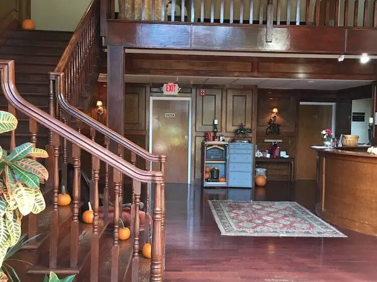 호텔 Colts Neck Inn