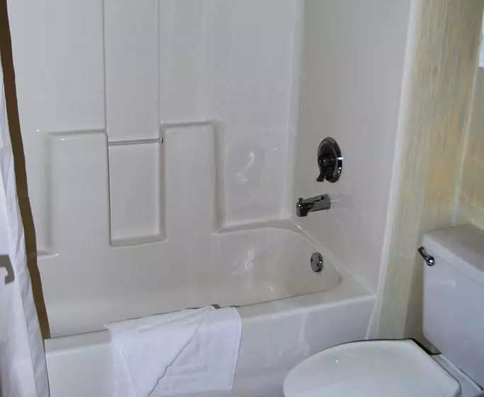 호텔 Days Inn & Suites By Wyndham Arcata