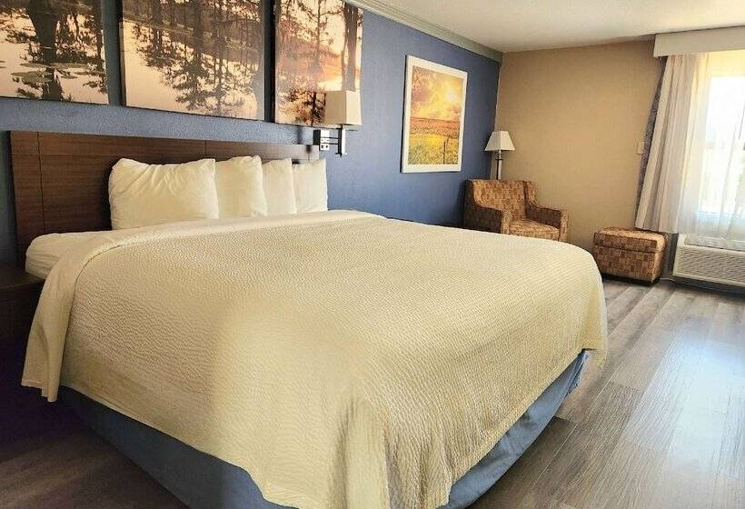 فندق Days Inn By Wyndham Rosenberg