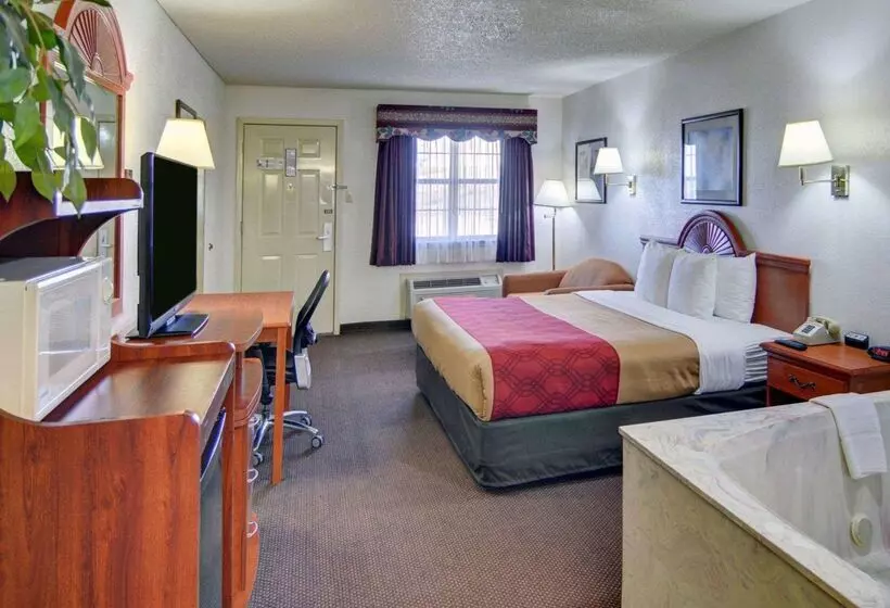 Отель Super 8 By Wyndham Decatur Texas