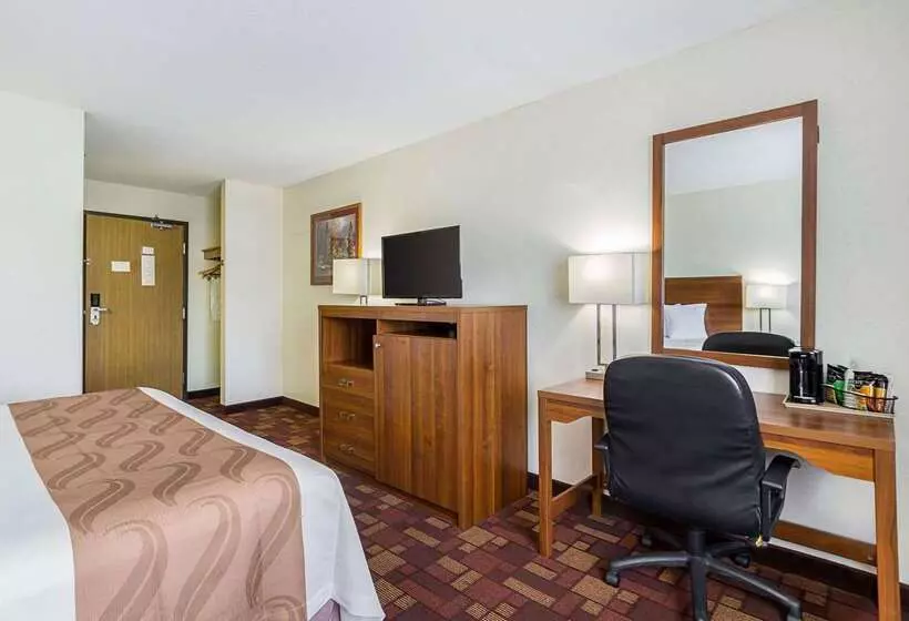 Hotelli Econo Lodge Luverne I90