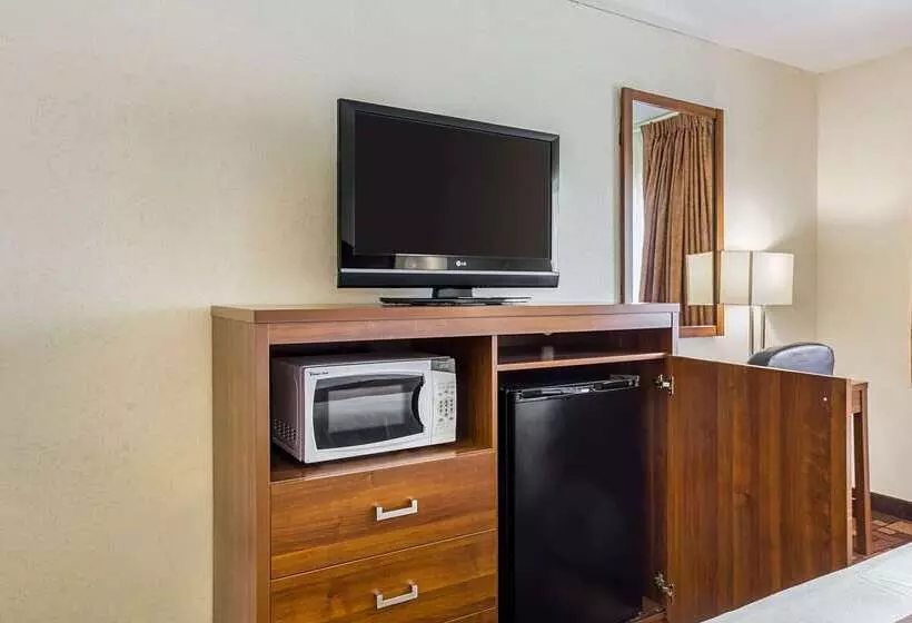 Hotelli Econo Lodge Luverne I90