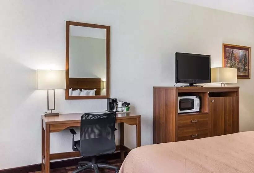 Hotelli Econo Lodge Luverne I90