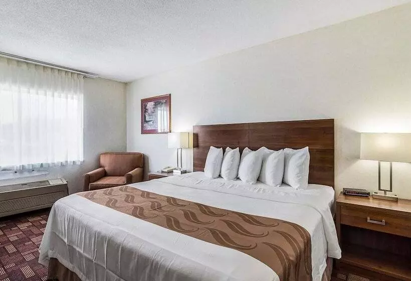 Hotelli Econo Lodge Luverne I90