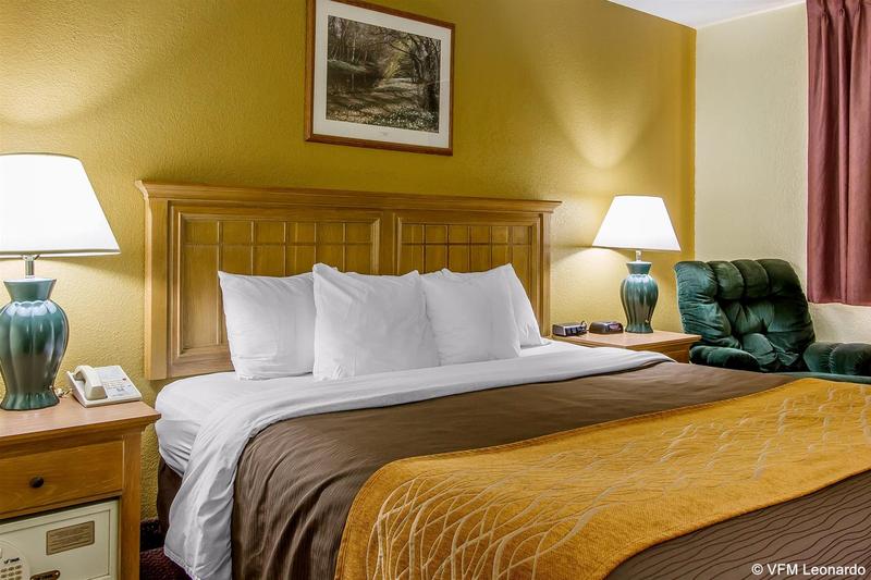 فندق Everspring Inn & Suites