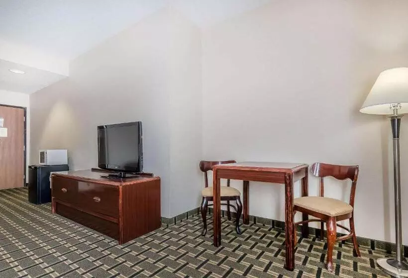 Hôtel Fairbridge Inn & Suites Batavia  Darien Amusement Park