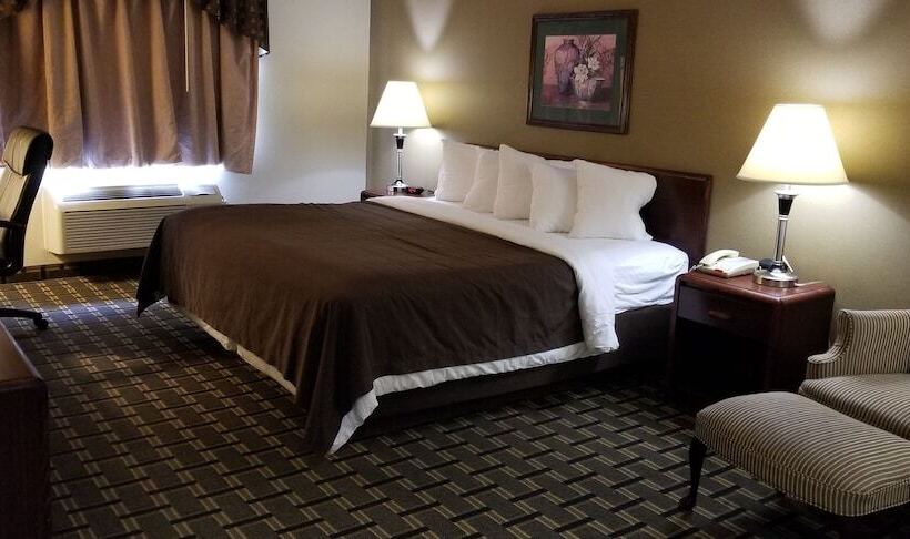 ホテル Fairbridge Inn & Suites Batavia  Darien Amusement Park