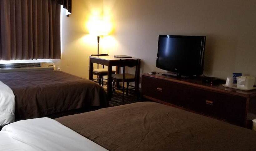 ホテル Fairbridge Inn & Suites Batavia  Darien Amusement Park