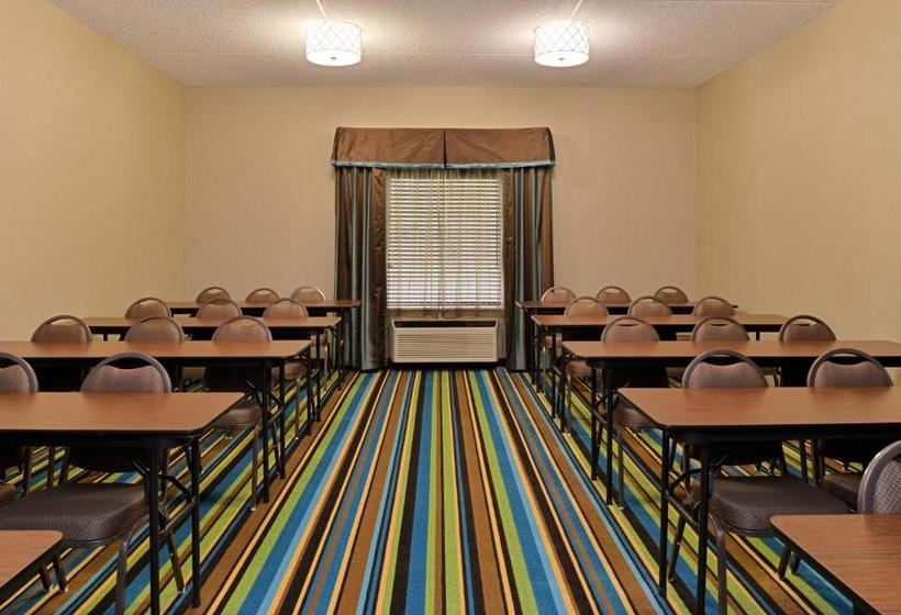 فندق Holiday Inn Express & Suites St Marys, An Ihg