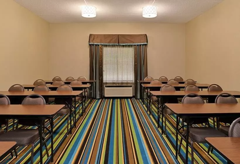 Hotelli Holiday Inn Express & Suites St Marys, An Ihg