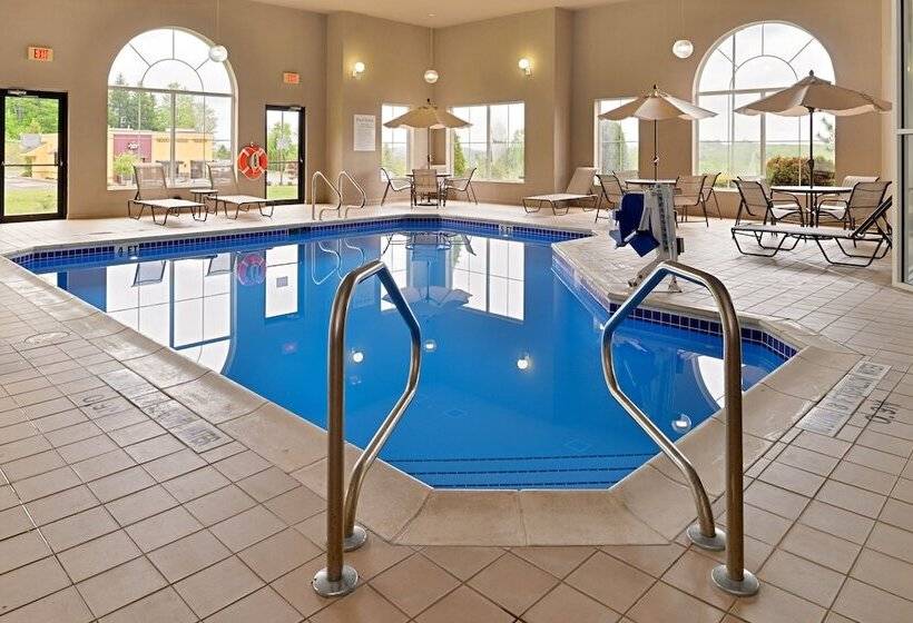 فندق Holiday Inn Express & Suites St Marys, An Ihg