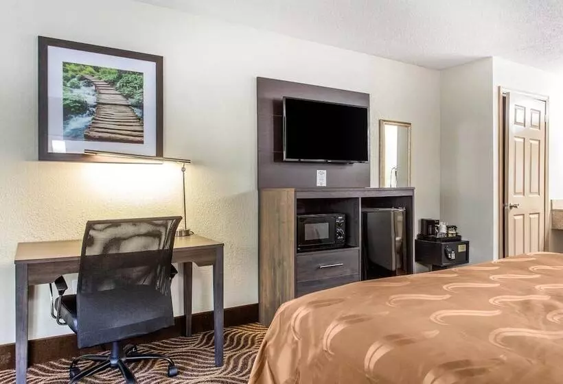 Отель Quality Inn Black Mountain Asheville East