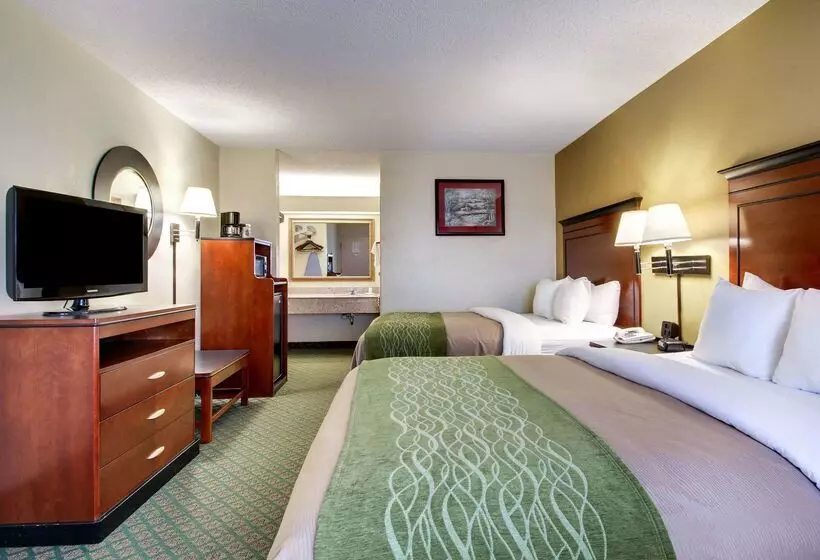 Отель Quality Inn