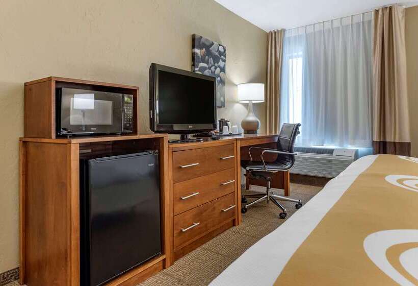 فندق Quality Inn